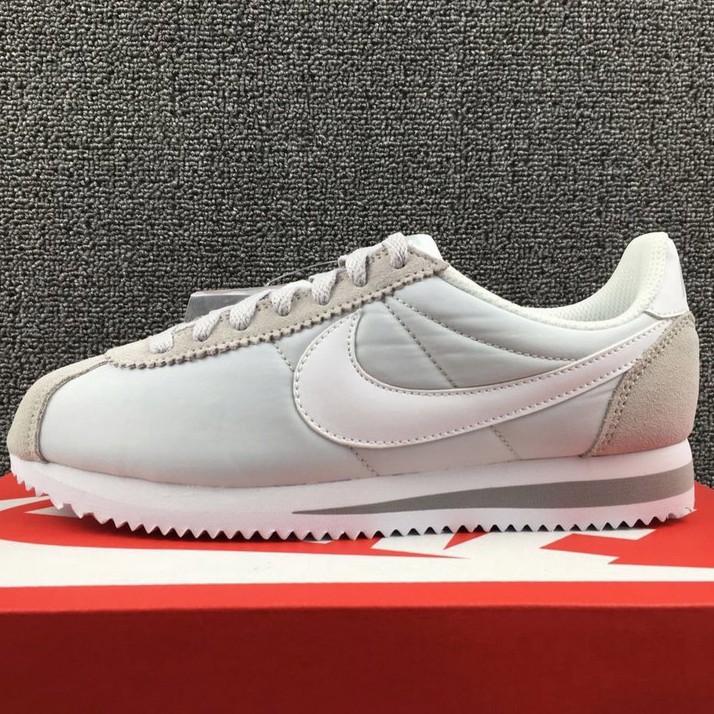 nike cortez putih