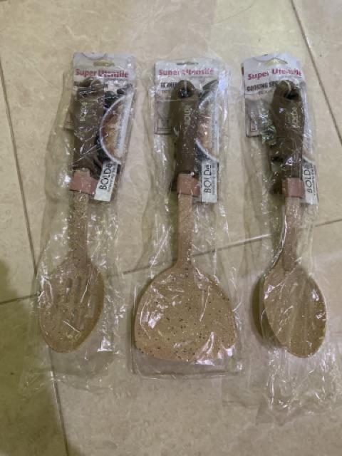 Bolde Super Utensil Slotted Spoon - Sendok Lubang - Spatula