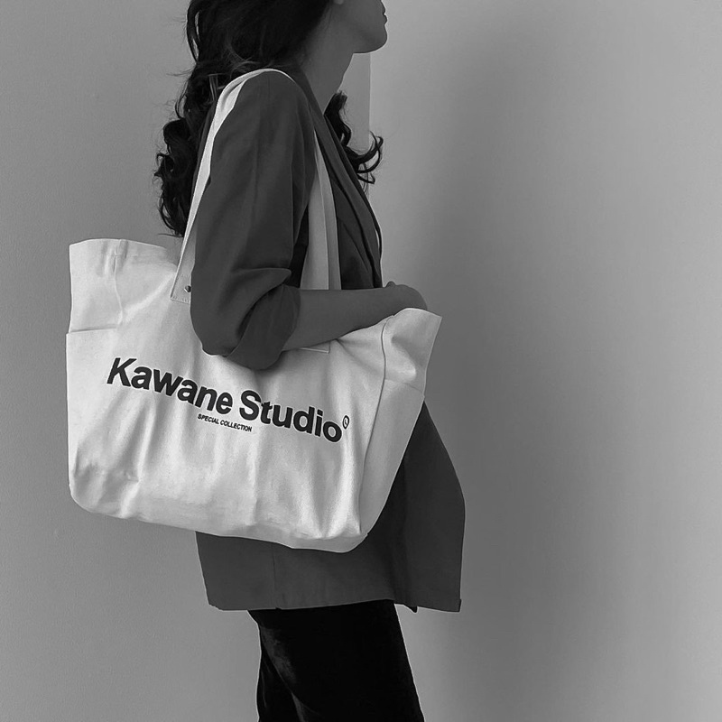 Kawane Studio - Totebag Canvas Premium White &amp; Black - Confidence