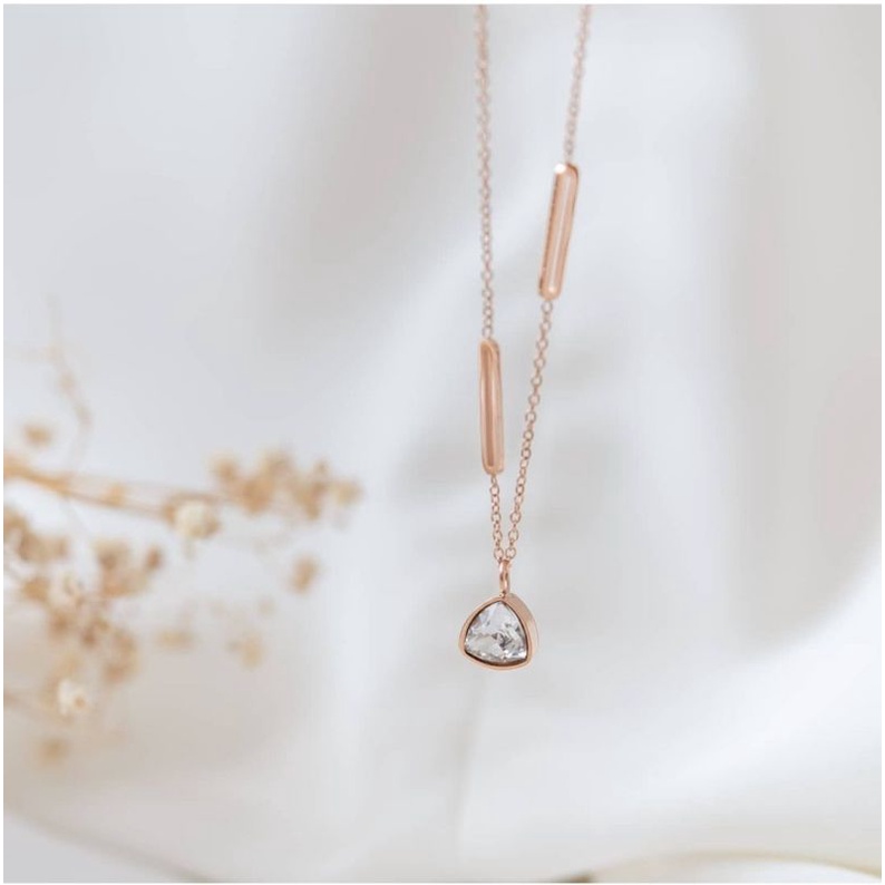 Emerald Necklace / Kalung Emerald