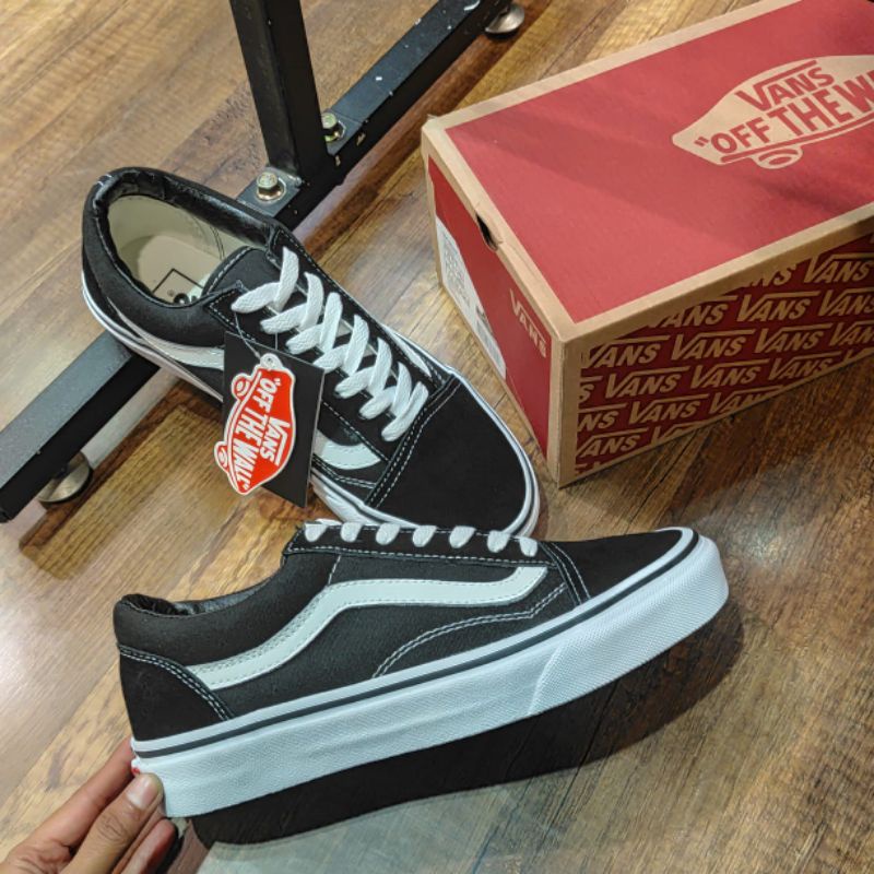

Termurahh!! Sale vans oldskool Original BW Made in Vietnam free paper bag + stiker