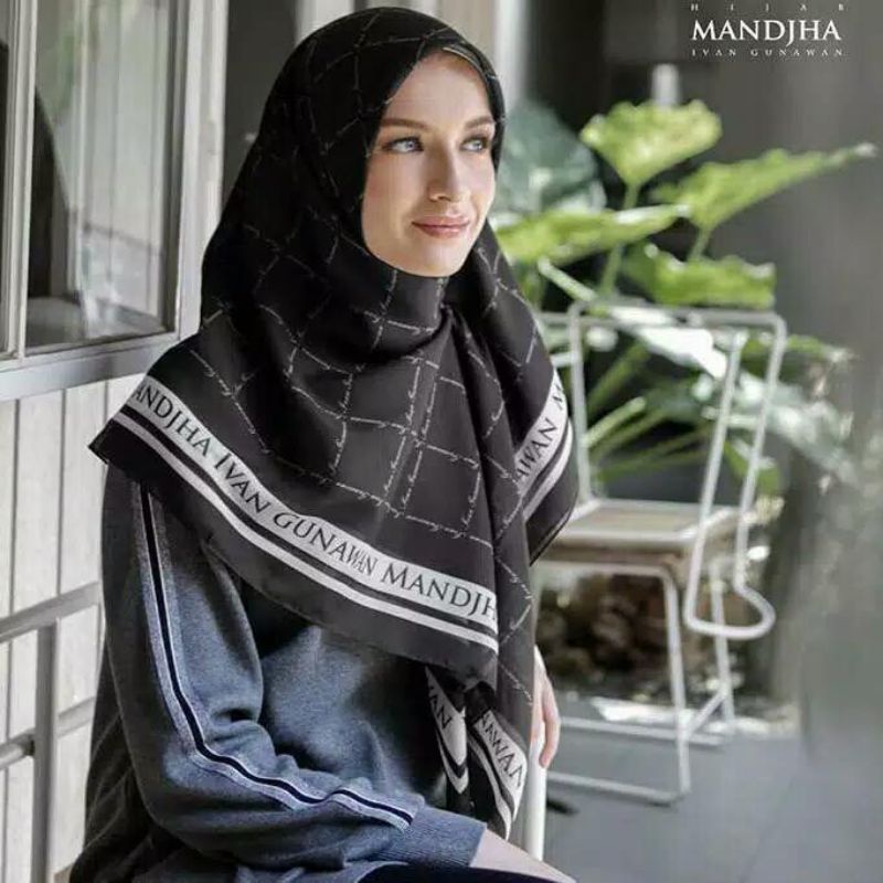 Hijab Mandjha Ivan Gunawan