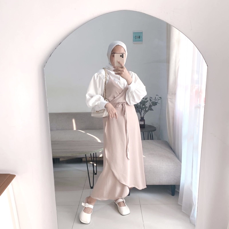 Lunara Overall bukan satin nyaman di pake(READYSTOCK)