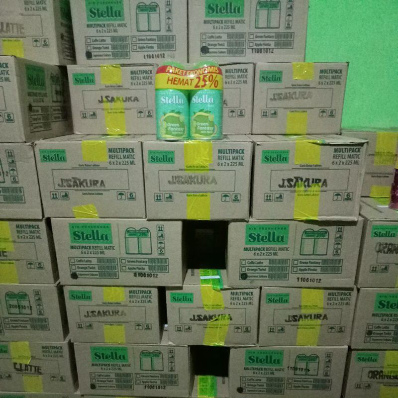 STELLA MATIC REFFIL 2 X 225ML GREEN FANTASY( PAKET EKONOMIS)