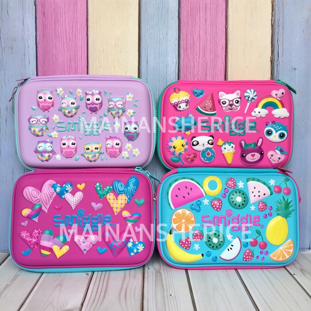 

SMIGGLE KOTAK PENSIL