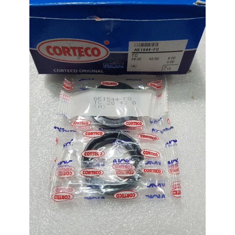 

oil seal tc 28×42×8mm nok