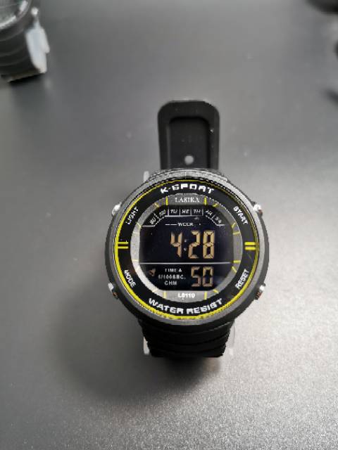 Jam tangan digital Sporty water Resist Lasika 8110