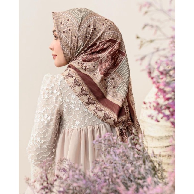 Julang scarf by wearing klamby