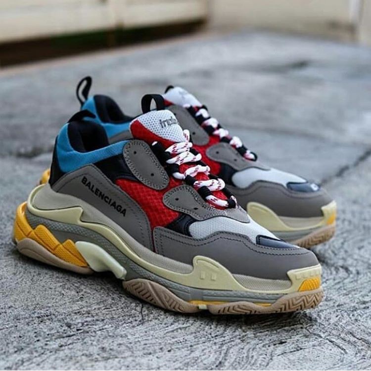 Sepatu Balenciaga Triple S Multicolor Premium Original