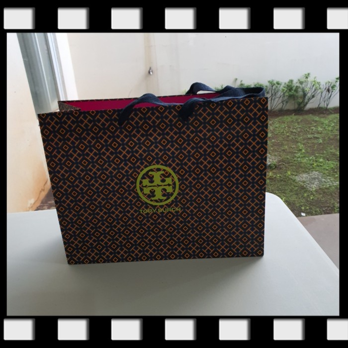 

✨ BISA COD ✨ Paper Bag Tory Burch USA