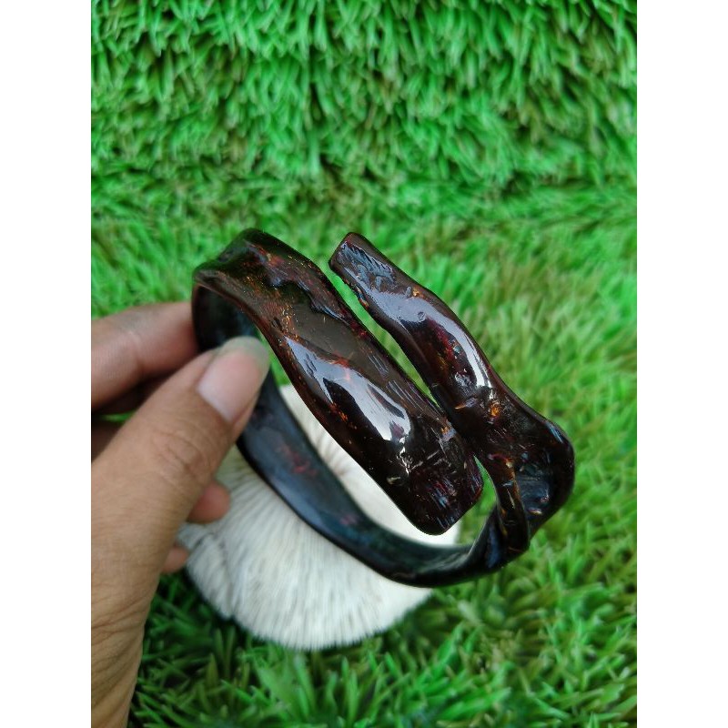 gekang akar bahar merah kristal