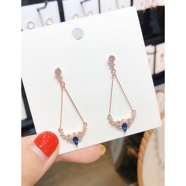 LRC Anting Tusuk Fashion S925 Silver Pin Micro-inlaid Zircon Triangle Stud Earrings F6564X