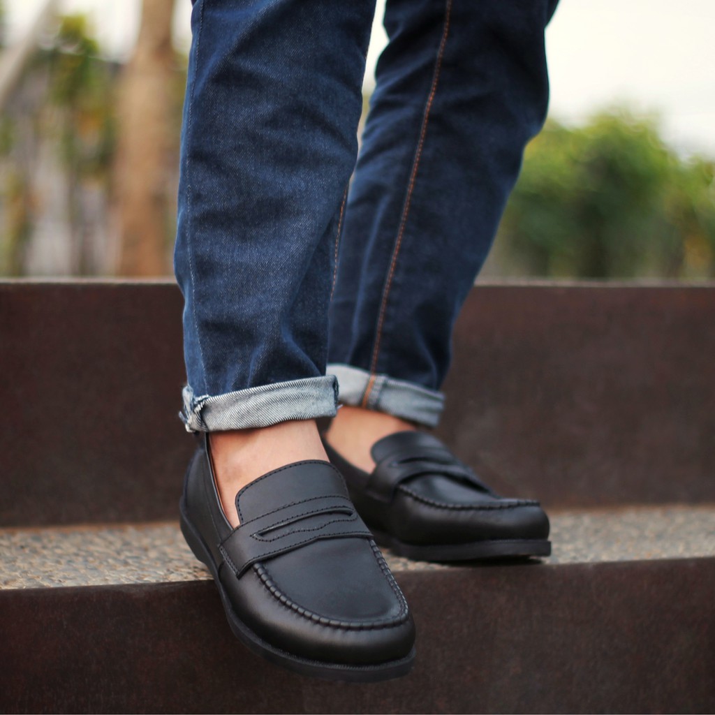 Melismatic Black | Sepatu Loafers Penny Klasik Vintage Klasik Ori Loafer Slip Footwear | FORIND Reyl