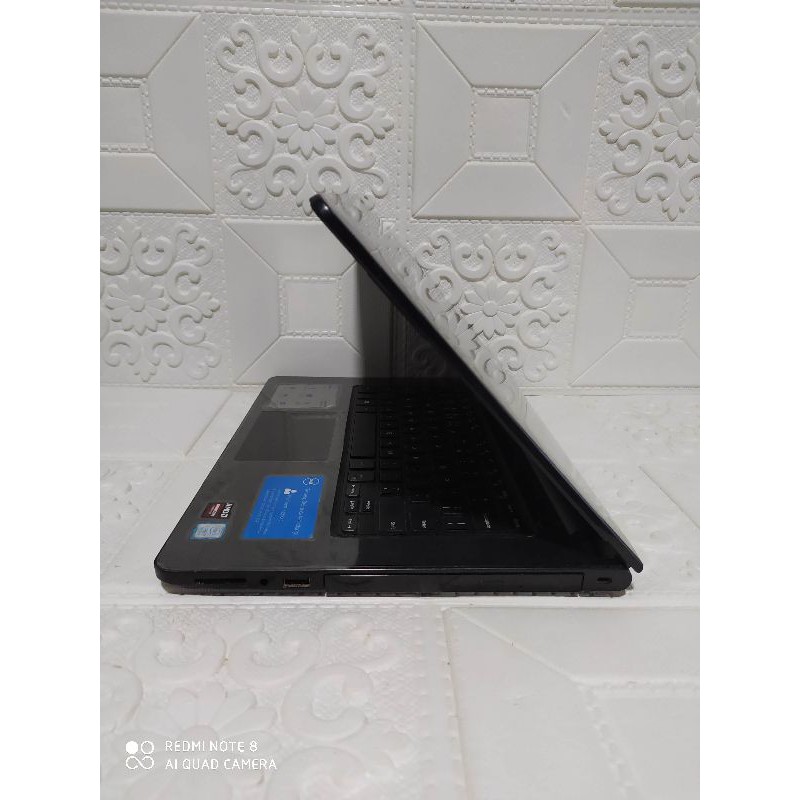 DELL Inspiron 14-3000 Black i7-7500U RAM 4GB HDD 500GB VGA R5 M330-2GB