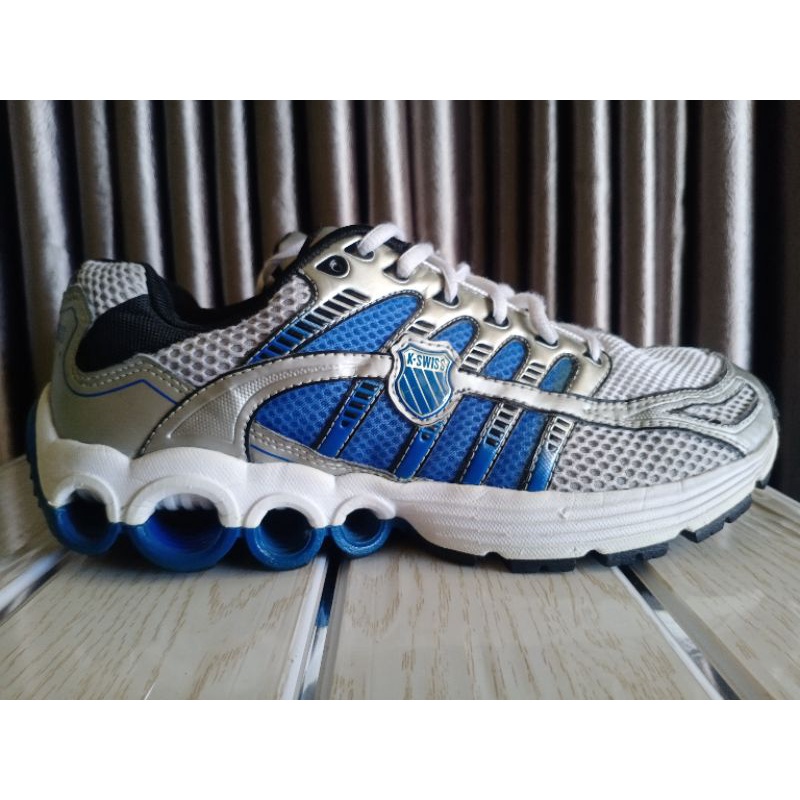 SEPATU K-SWISS Second Branded/Bekas/preloved