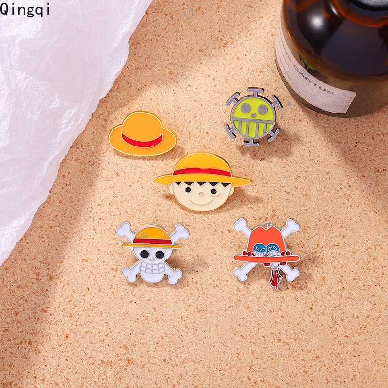 Bros Pin Enamel Desain Anime One Piece Skull Monkey D Untuk Hadiah