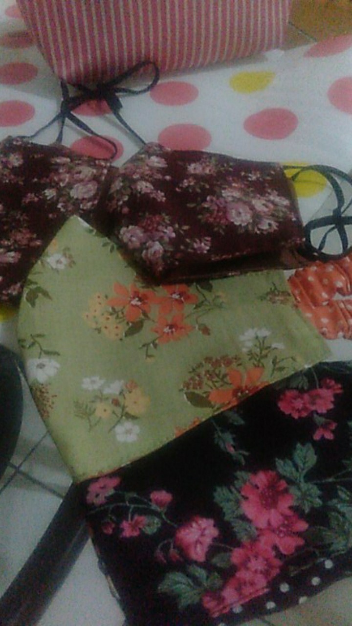 Grosir Masker Hijab Katun Jepang Motif Bunga Shabby