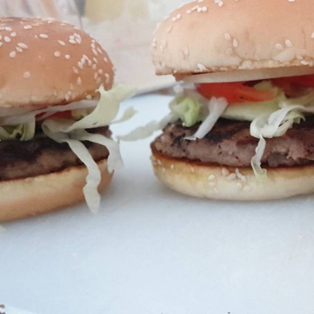 

Garlike Beef Burger