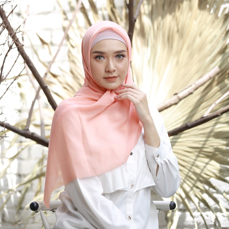 Jilbab Hijab Bella Square Lasercut Segi Empat Premium / Bella Lasercut / Kerudung Segiempat Lasercut