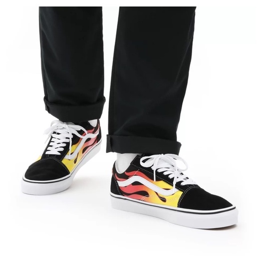 SALE DISKON! V4NS OLDSKOOL FLAME BLACK/WHITE CLASSIC 100% ORIGINAL BNIB