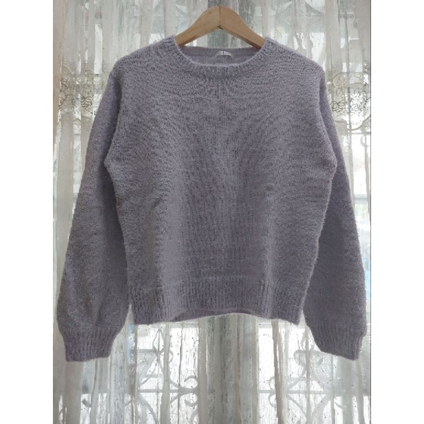 Fuzzy Wanita Abu Merk Colza