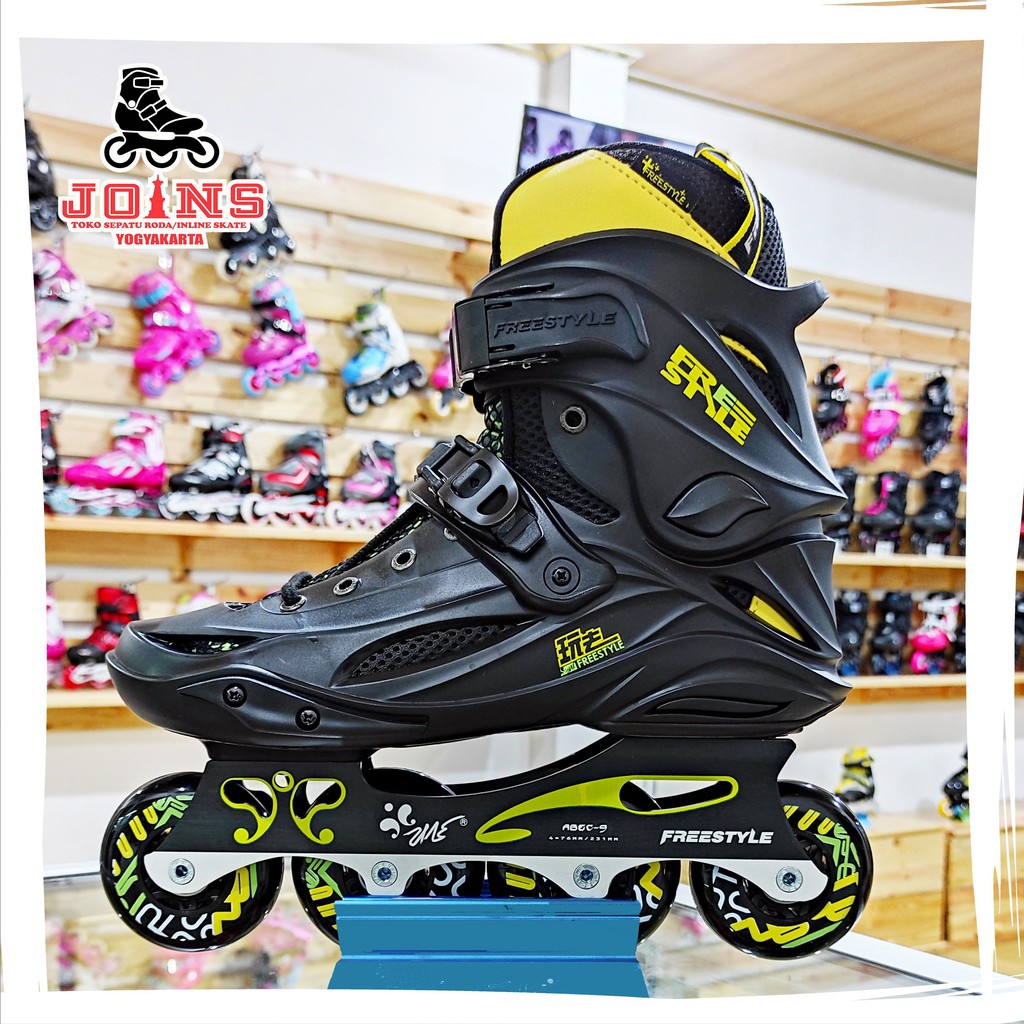 Sepatu roda Pemula Inline Skate Freestyle Moshang Black