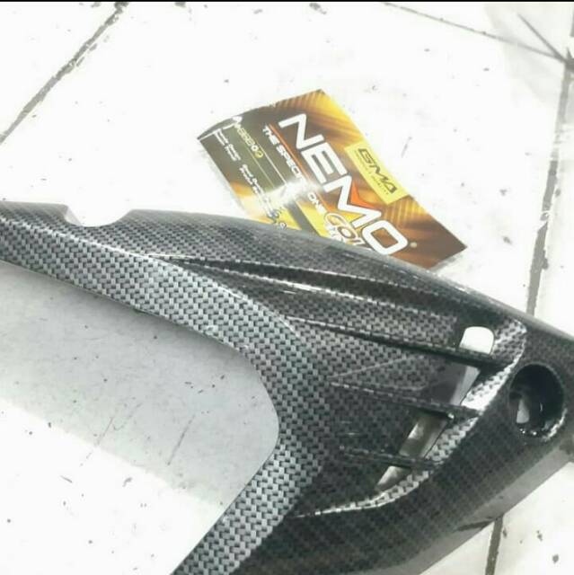 Cover knalpot motor carbon bagian depan Honda ADV