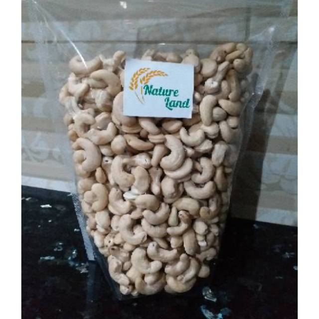 

KACANG MEDE/METE JUMBO SULAWESI MENTAH 500 GR-RAW CASHEW NUTS