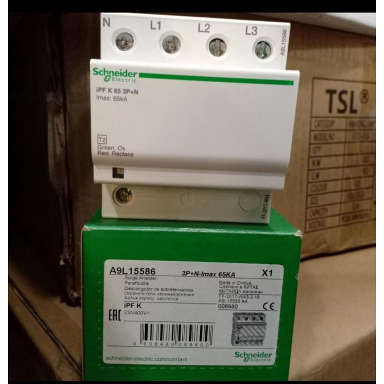 SCHNEIDER A9L15586 Surge Arrester  pf65 3P+N ipf K65 4pole