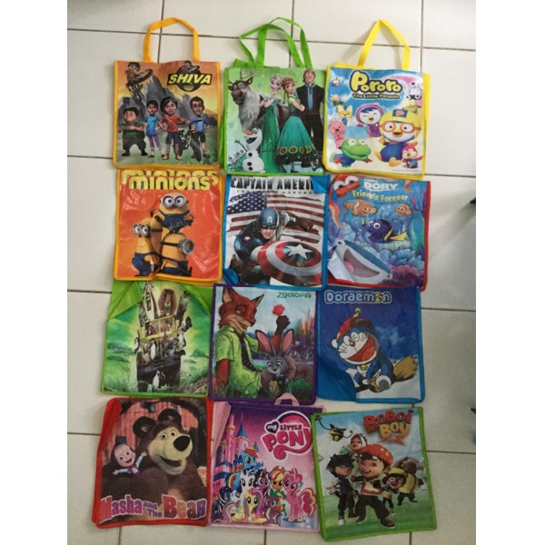 

Termurah Tas Tenteng baner bento souvenir goodiebag ultah anak murah