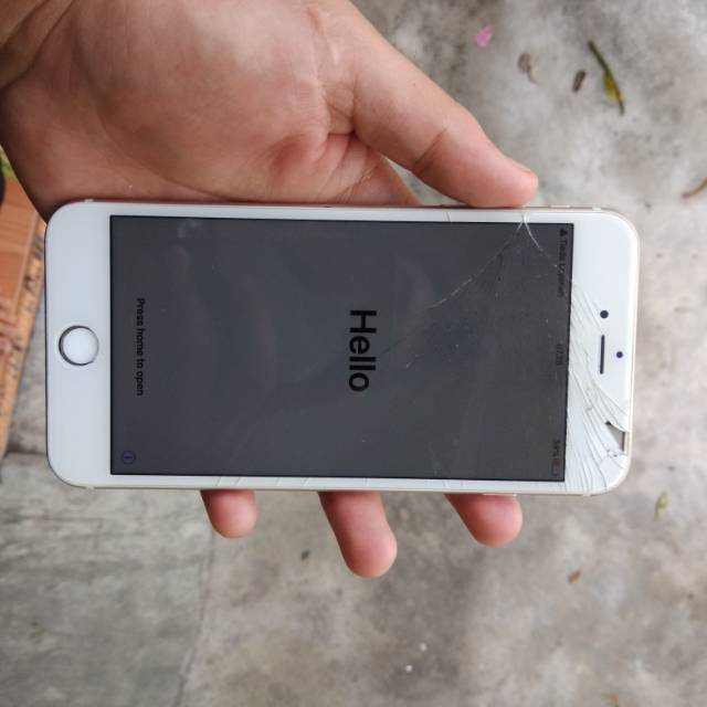 Iphone 6 plus 64 gb minus baca deskripsi bukan iphone 8 x plus