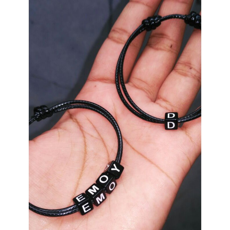 gelang dadu nama dan initial