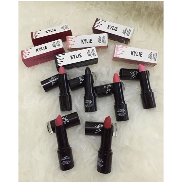 Kylie Matte Lipstick