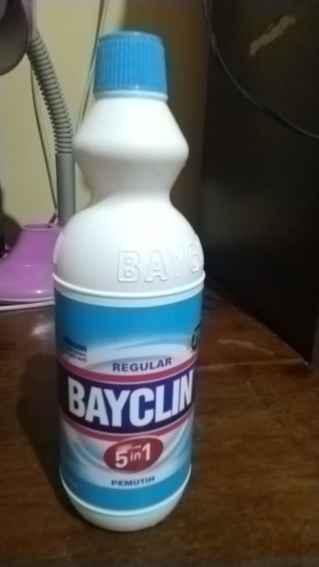 Bayclin Pemutih Regular 500 Ml