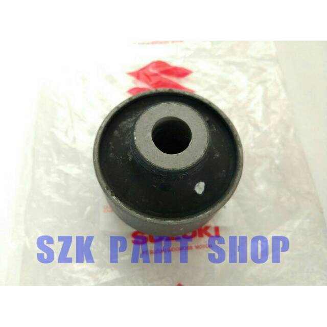 Bushing/bos lower arm depan suzuki swift/sx4/neo baleno ori