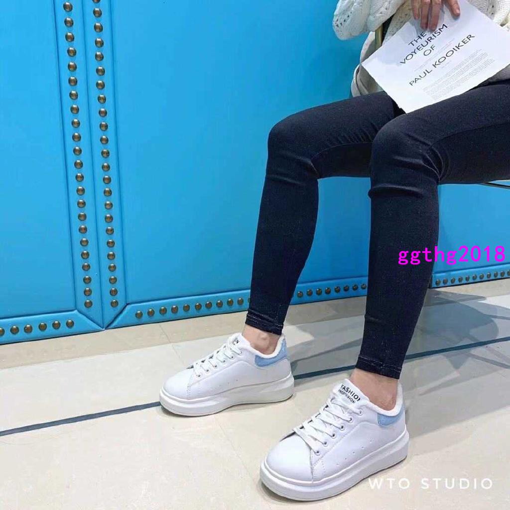 Sepatu Sneakers Wanita Bahan Breathable Warna Putih Shopee Indonesia