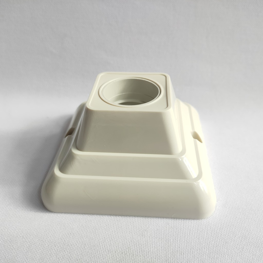 Panasonic Fitting Lampu Plafon Kotak - NLP52202