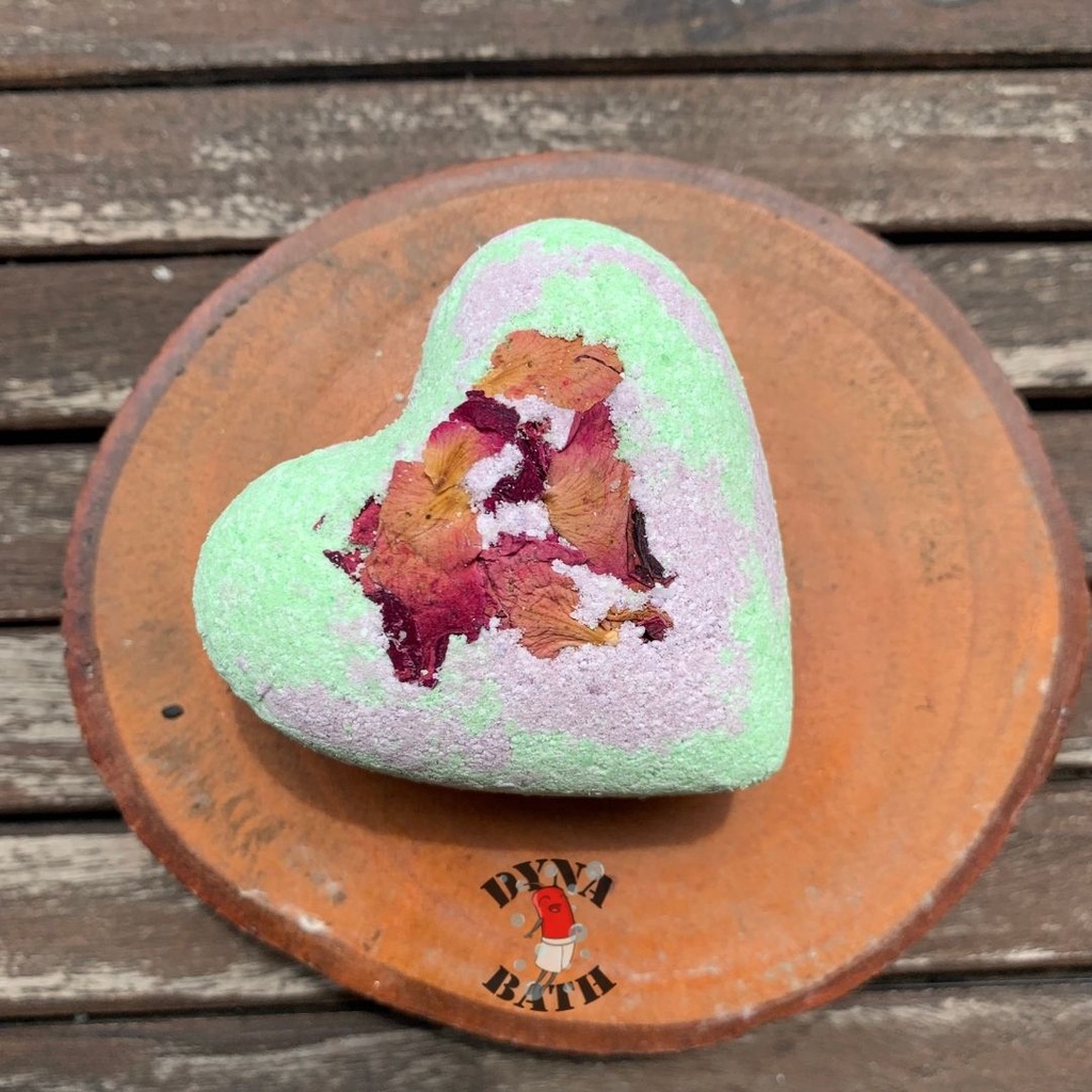 BIG PROMO Heart bath bomb bath bomb bentuk hati Homemade Bath Bomb Handmade Bath Bomb by Dynabath