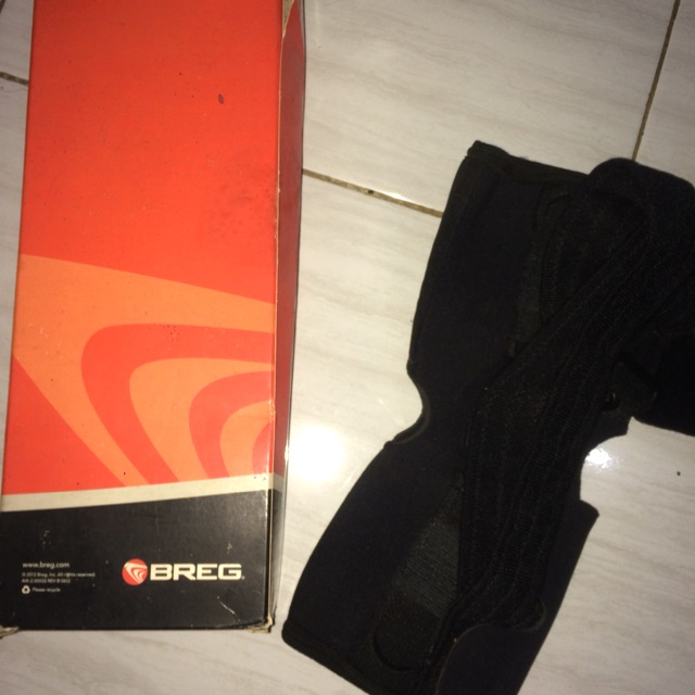 Breg knee braces ukuran S