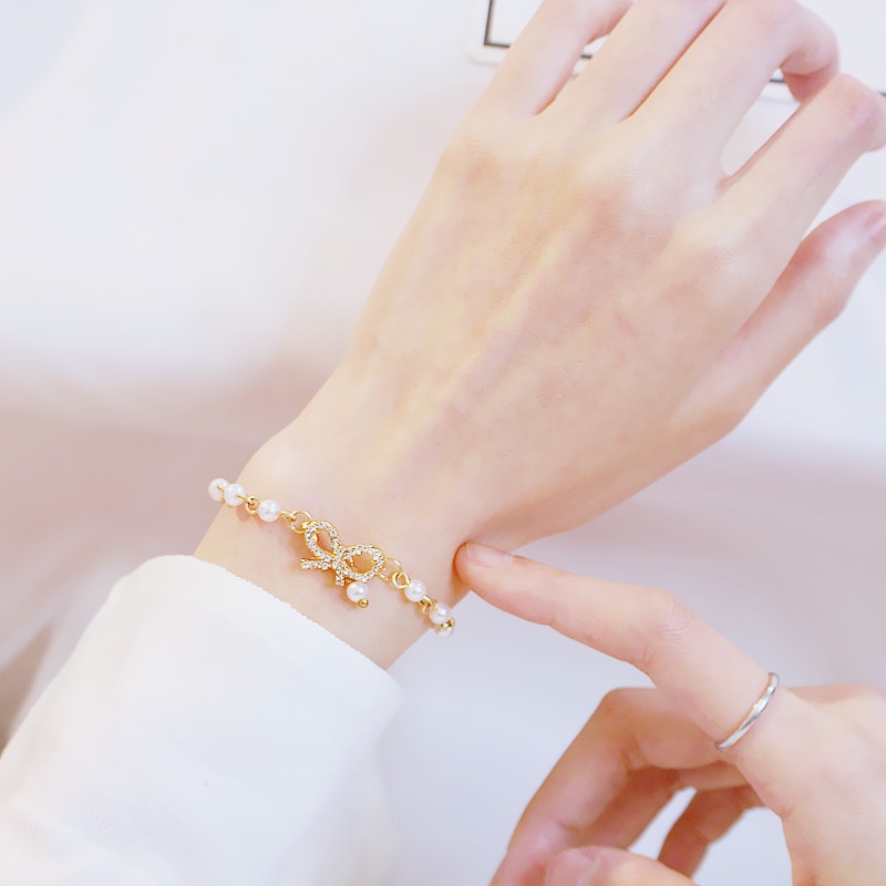 Roselife Gelang Tangan Wanita Desain Pita Hias Kristal Mutiara Gaya Korea Untuk Hadiah