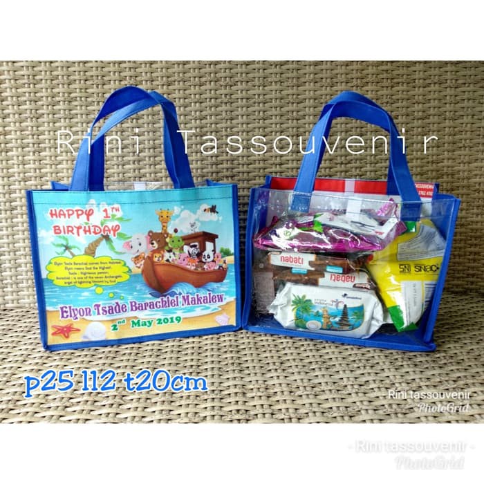 

tas souvenir ultah mika