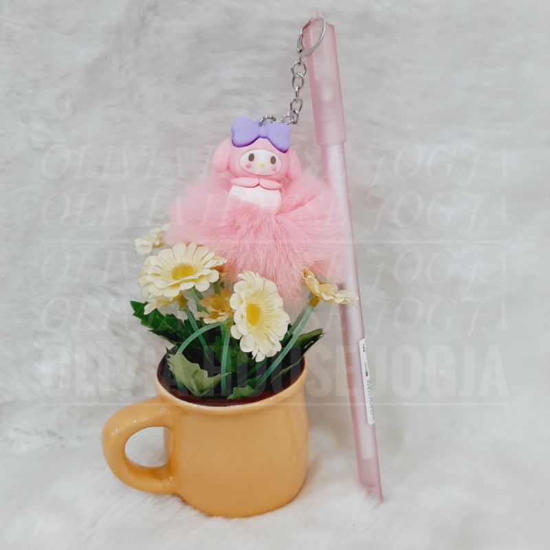 

Bolpoin My Melody Pompom Pink Bolpen My Melody Boneka Pink