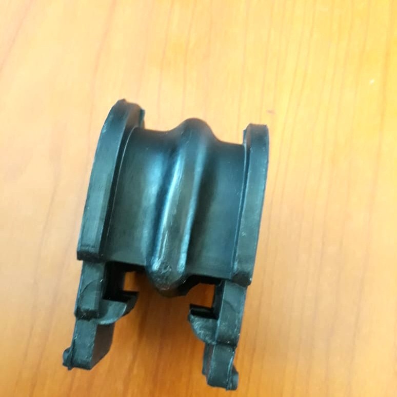 karet stabil depan Nissan Xtrail T31 / T32