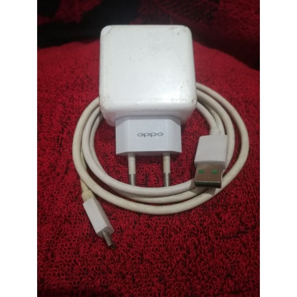 Charger Oppo F11 F11Pro VOOC Flash Charge 5V 4A bawaan hp