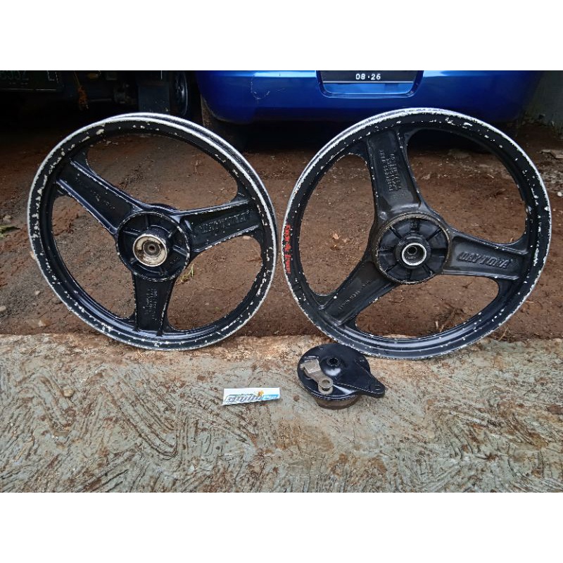 Velg Daytona Palang 3 Copotan Suzuki
