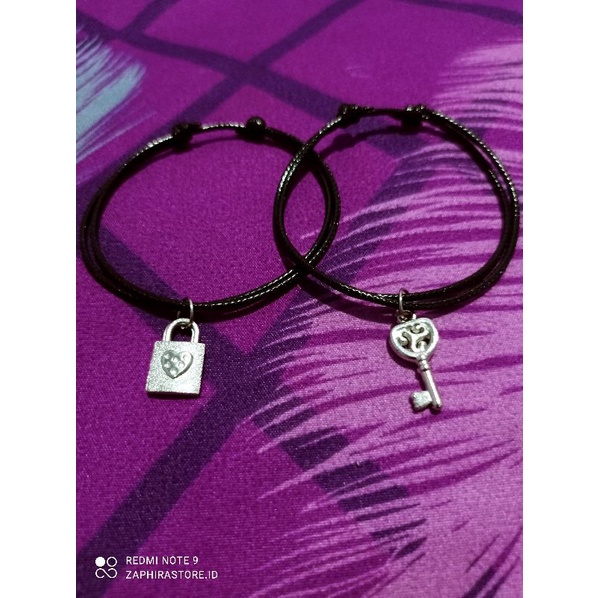 ZaphiraStore - GELANG COUPLE KUNCI GEMBOK SILVER | HARGA SEPASANG