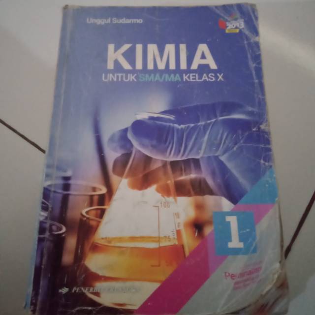 Buku Kimia kelas 10 terbitan Erlangga