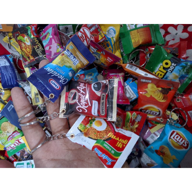 GANTUNGAN KUNCI SOUVENIR SNACK MINIATUR MURAH DAN UNIK
