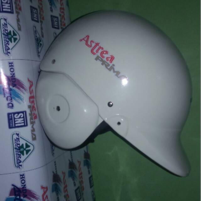 Helm astrea prima jadul