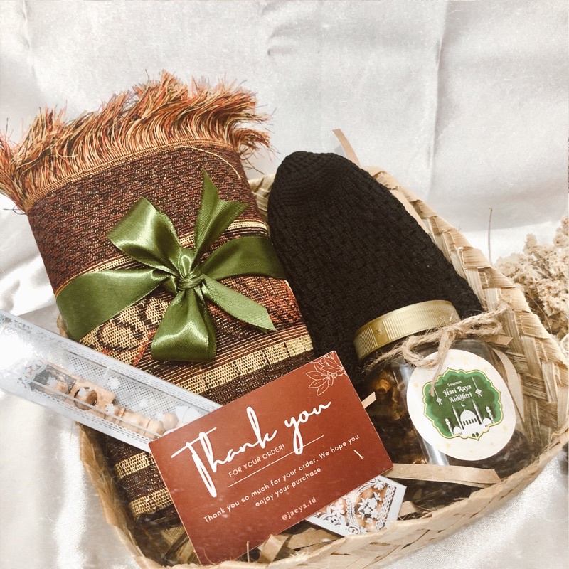 

HAMPERS/GIFT BOX IDUL FITRI (SAJADAH)